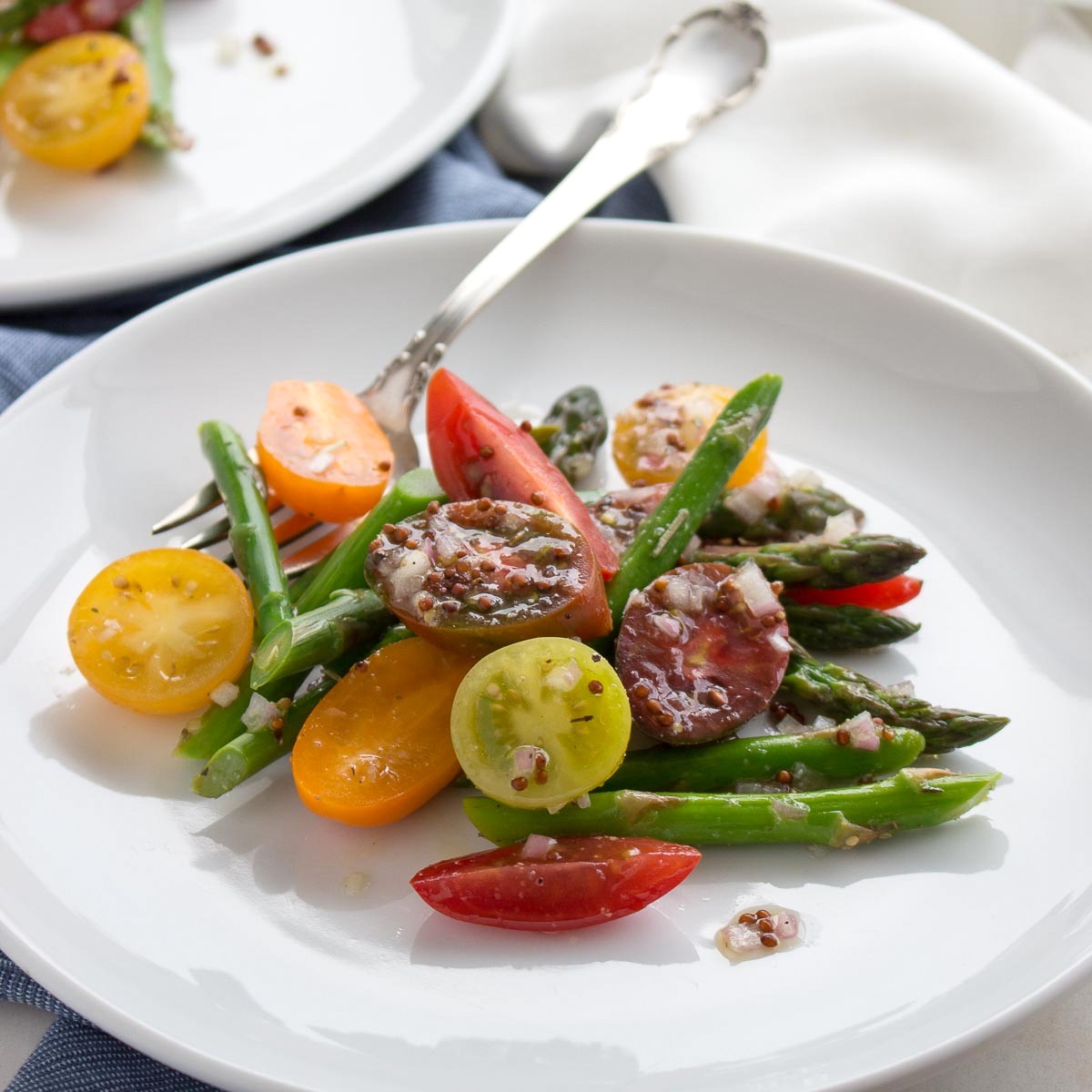 Baby Heirloom and Asparagus Salad - Fresh, fast & easy! | low carb, gluten-free, paleo, whole 30