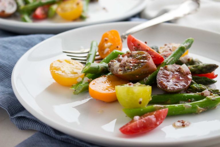 Marinated Asparagus Tomato Salad - Fresh, fast & easy! | low carb, gluten-free, paleo, whole 30