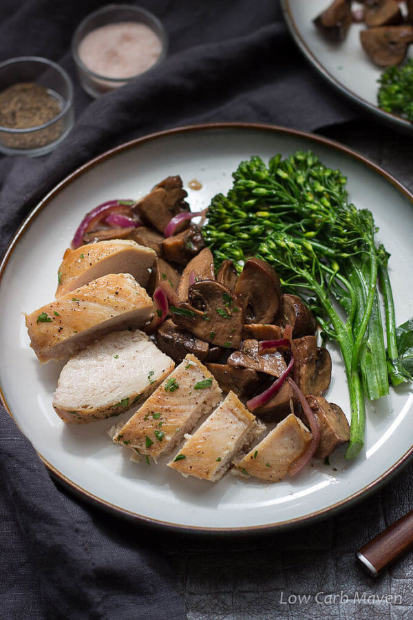 Healthy Low Carb Chicken Recipe with mushrooms is super easy!